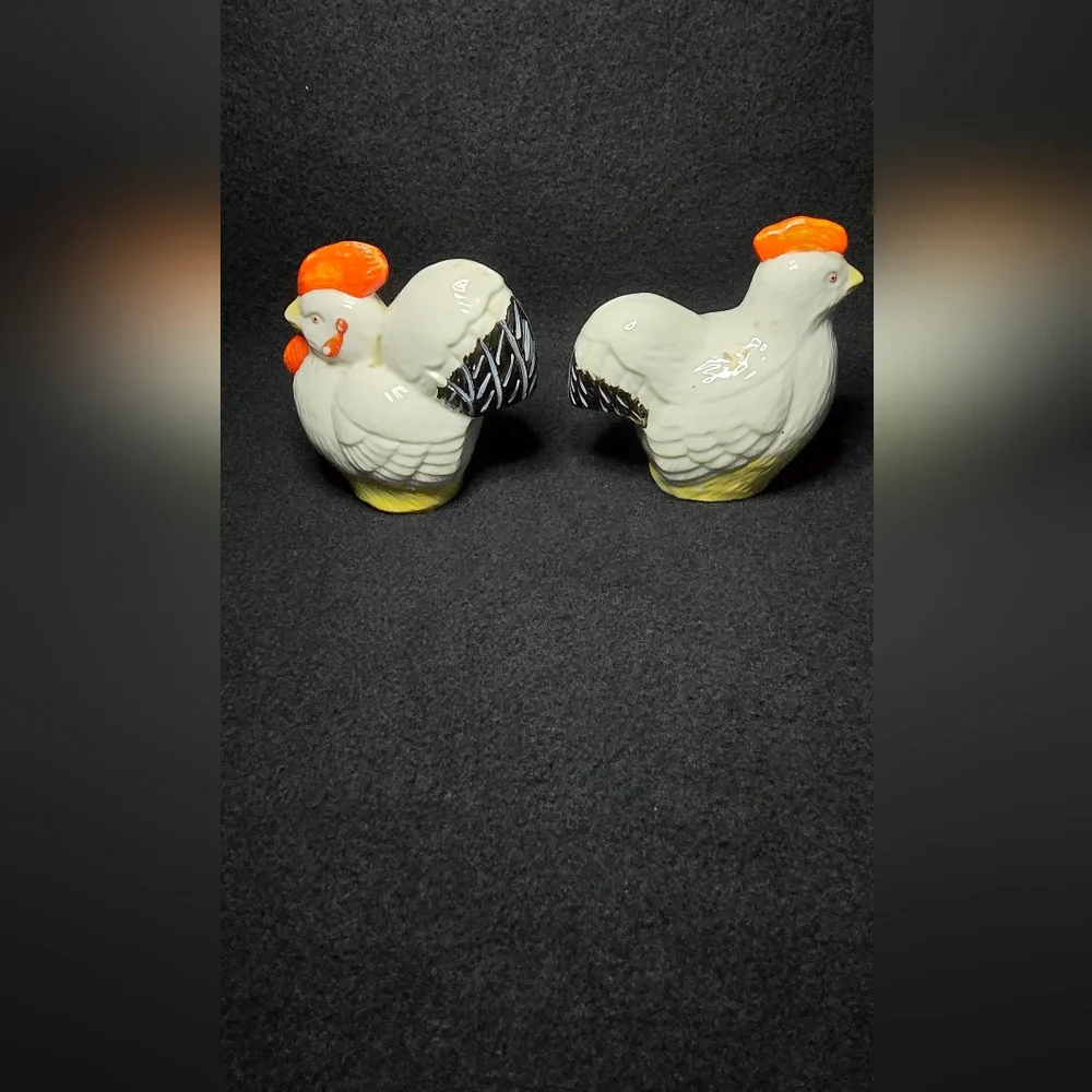 Vintage Ceramic Chicken Salt and Pepper Shakers
